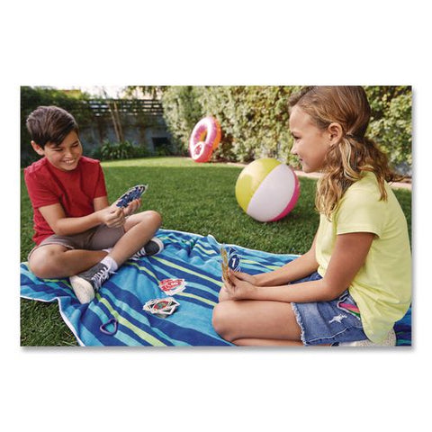 Uno Splash Card Game, 108 Waterproof Cards With Take-along Clip, Ages 7 And Up